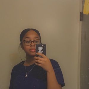 Meet your Posher, Candace